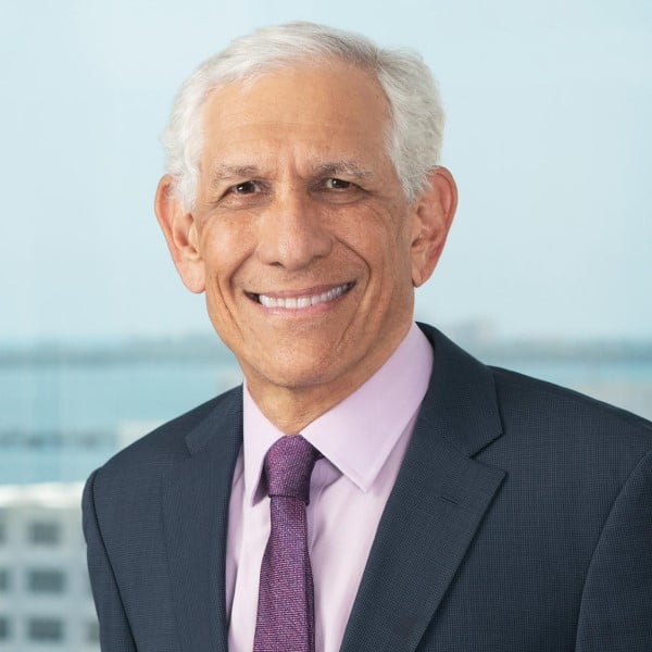 Ronald Fieldstone from Saul Ewig